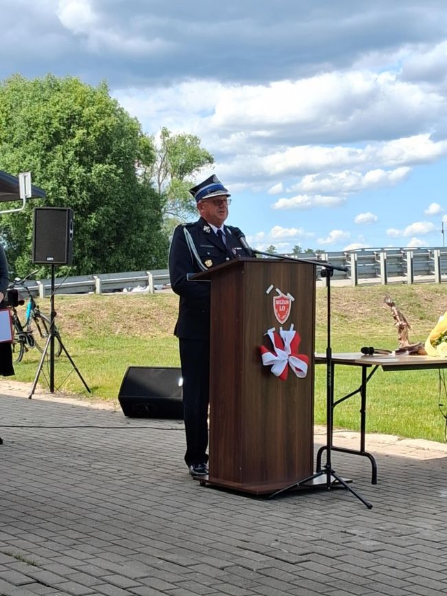 przekazanie samochodu dla OSP Biezu? (24)